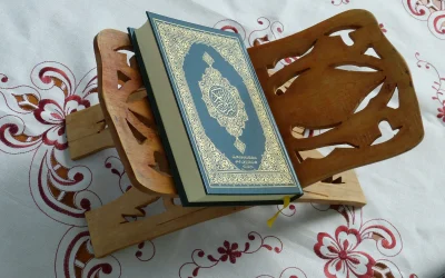 Unveiling Divine Light in Quran’s Lessons