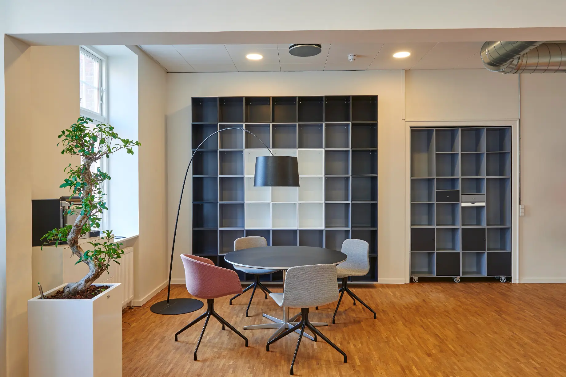 table-architecture-plant-floor-window-home-956362-pxhere.com