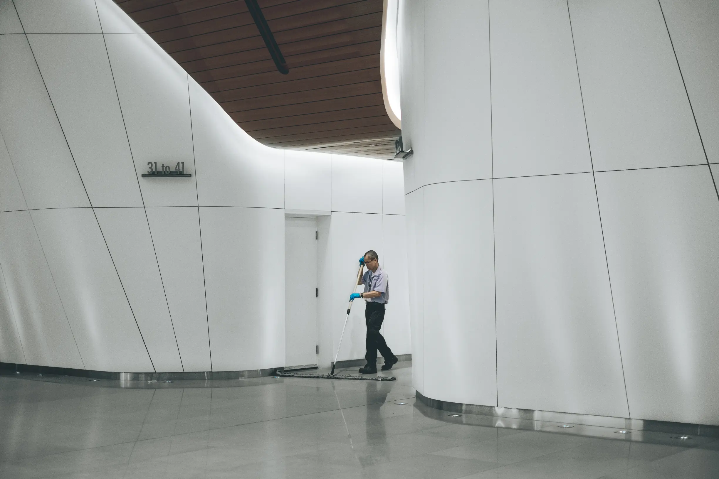 man-person-architecture-white-floor-building-978459-pxhere.com