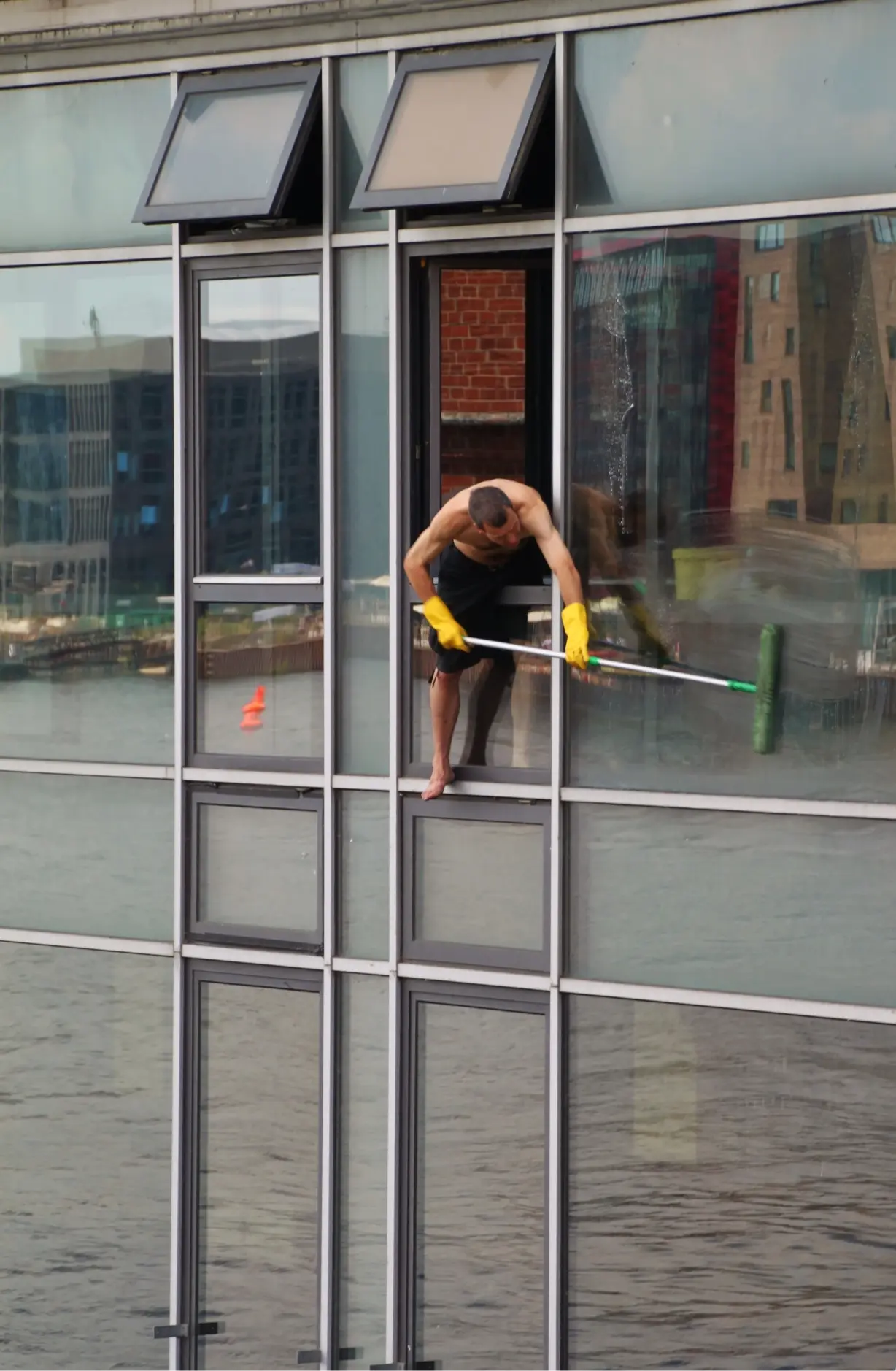 work-man-person-architecture-window-building-1242622-pxhere.com